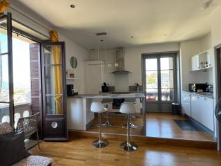 Superbe T2 lumineux et confortable avec prestations de qualité à Aix-les-Bains ! - FR-1-555-46 - Aix-les-Bains - 2