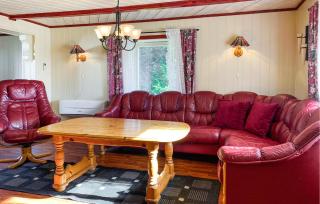 Gorgeous Home In Kverva With Wifi - 8