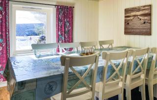 Gorgeous Home In Kverva With Wifi - 5