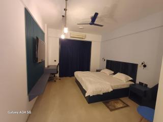 La Vista stay - Lucknow - 8
