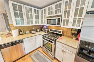Stylish Notre Dame Condo - Sleeps 6 condo - South Bend - 4