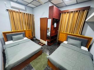 Humming Birds Suites - 6