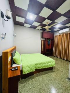 Humming Birds Suites - 4