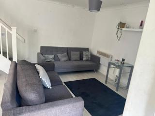 Serenity Short Stays - 7