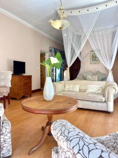 Patches Place - Pretoria - 3