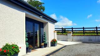 Topped Mountain Cottage - - 7