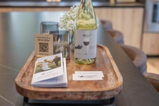 Luxury 6BR Mansion - Lakefront, Sauna, Hot Tub - 2