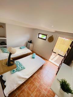 Habitación en el campo con baño privado en Puerto Pollensa - El Port - 4