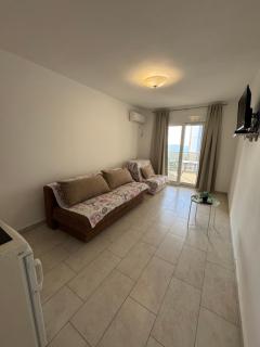 Harasta Lux - Bar - 9