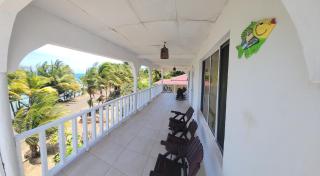 Ocean View - Big Corn Island - 0