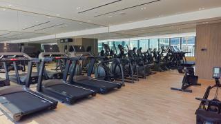 Brand New Luxurious - Modern 1BR - Pool - Gym - 6