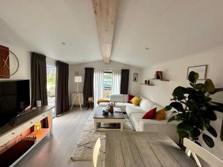 Luxe chalet met serre - IJhorst - 0