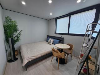 Hwagok Station - Two room, Sunshine - 6