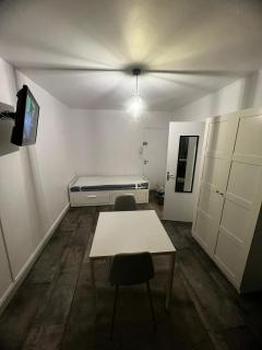 Studio rénové avec balcon, Calme et lumineux à Tours - Tours - 4