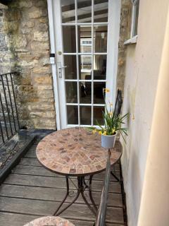 Central Stow Bakehouse Flat - Stow on the Wold - 9