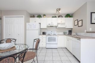 Paradise Canyon Golf Resort - Luxury Condo M403 - 4