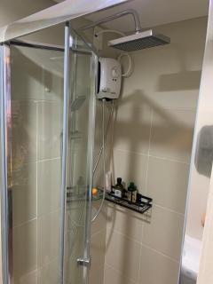 Fame Tower 2 Luxury Queen with own Washer - 5