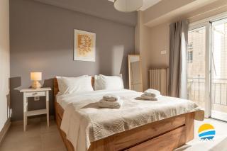 Pame Rentals - 2BD Modern Home Steps from Pasalimani - Piraeus - 3