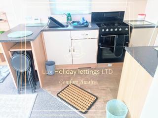 Seaside pet friendy escape butlins - 0
