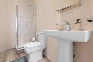 2Bedroom 2Bath 4Bed Flat for 6guest with parking - 3