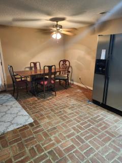 Lakeside furnished apartment, utilities included - 6