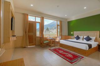 Wander Nest Manali Luxurious rooms with mountain peaks and waterfall view - 1