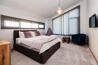 Alexandra Family Estate - 4