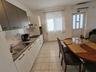Seaview Relax Apartment, Kastel Gomilica - 8