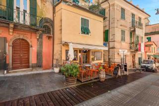 Ambra, Terre Marine - Monterosso al Mare - 1