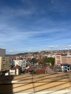Perihane Vllasaliu - Pristina - 0
