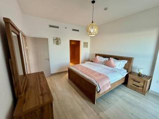 Comfy 2br Ferrari World View - Abu Dhabi - 3