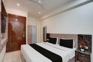 Hotel Gold Stays Near Delhi Airport - 7