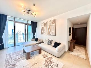 Modern 2BR Skyline & Marina View - 7