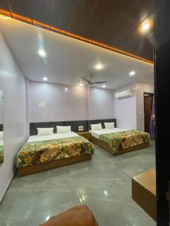 Shivay homestay ujjain , near mahakaleshwar temple - Ujjain - 1
