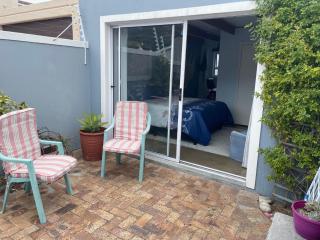 Garden flat in Fish Hoek - Clovelly - 2