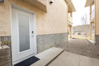 Paradise Canyon Golf Resort - Signature Walkout Condo 382 - Lethbridge - 6