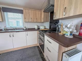Beautiful Caravan With Full Sea View At Broadland Sands In Suffolk Ref 20100Bs - 7