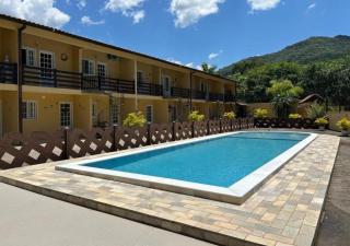 Apartamento próximo a Maranduba, local com piscina - Ubatuba - 0