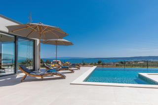 Luxury Villa Sunlife with pool - Kastel Novi - 8