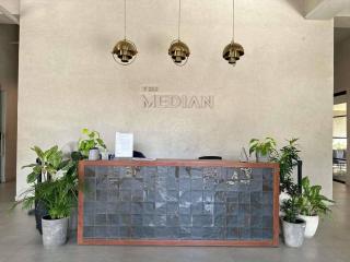 Cozy Couple's Getaway - The Median - 9