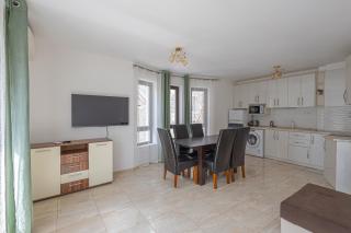 Апартамент Марина 3 - Морска градина, Варна - Varna Sea Garden Apartment Marina 3 - Varna - 0