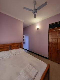 Golden palm logde - 1