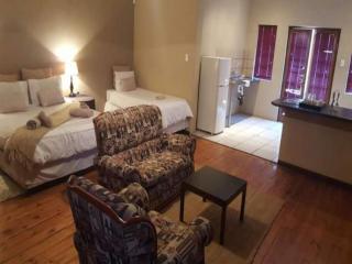 Travellers Joy Guest House - Colesberg - 9