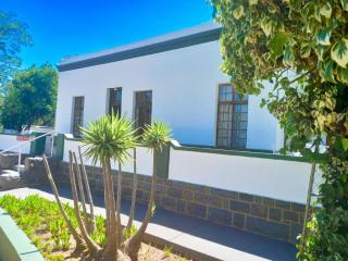 Travellers Joy Guest House - Colesberg - 0