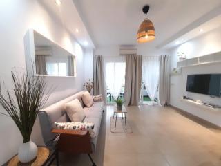 Cozy 1 Bedroom Apartment with 2 Pools & Tennis Court - Marbella - 0