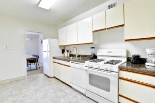 Centrally Located 2BR Apt Near DC & Reagan Airport - Arlington - 7
