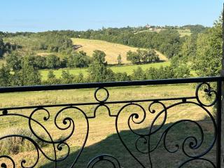 Chambre d'hôte dans le Château de Mauhic - - 1