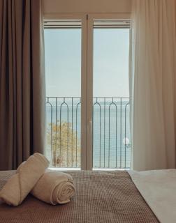 The Lakehouse - 6