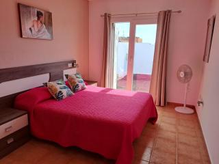 Villa Experience Heated Salty Water Pool - 2