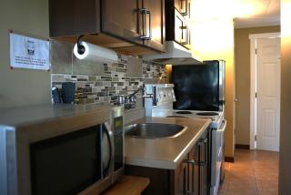 Malahat Bungalows Motel - 9